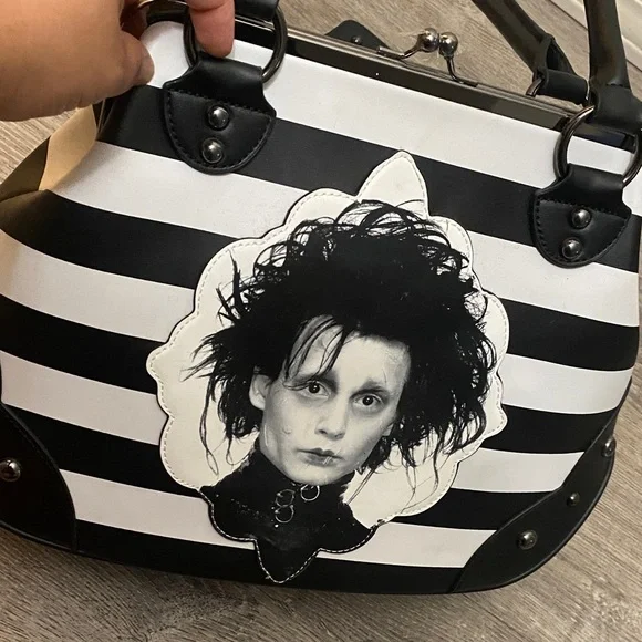 NWOT Rock Rebel Edward Scissorhands Black and White Striped Women Bag Set - Picture 4 of 9